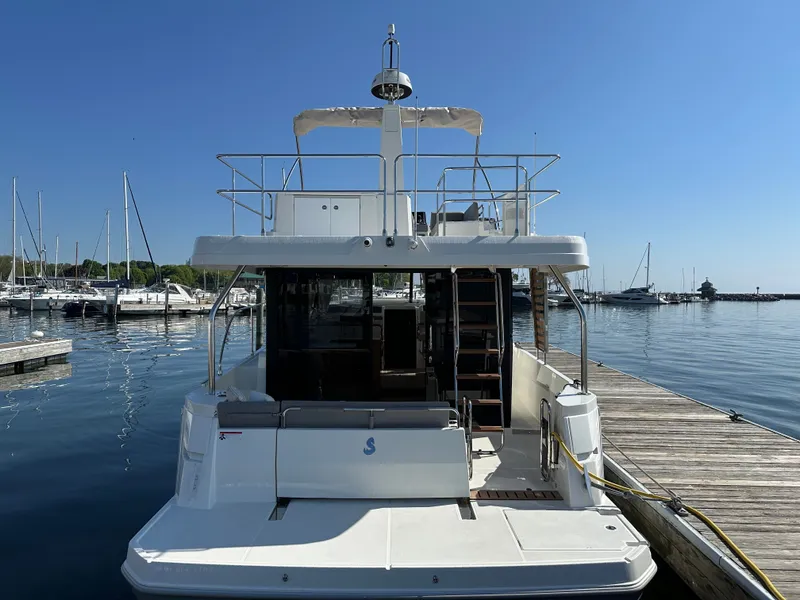 Slide: The Image of Beneteau Swift Trawler 41 Fly 2026 - 4