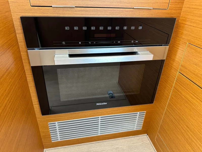 Slide: The Image of Beneteau Swift Trawler 41 Fly 2026 - 44