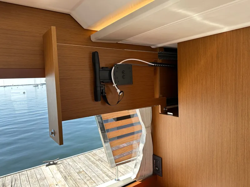 Slide: The Image of Beneteau Swift Trawler 41 Fly 2026 - 52