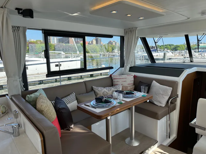 Slide: The Image of Beneteau Swift Trawler 41 Fly 2026 - 56