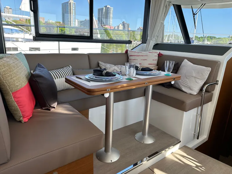 Slide: The Image of Beneteau Swift Trawler 41 Fly 2026 - 57