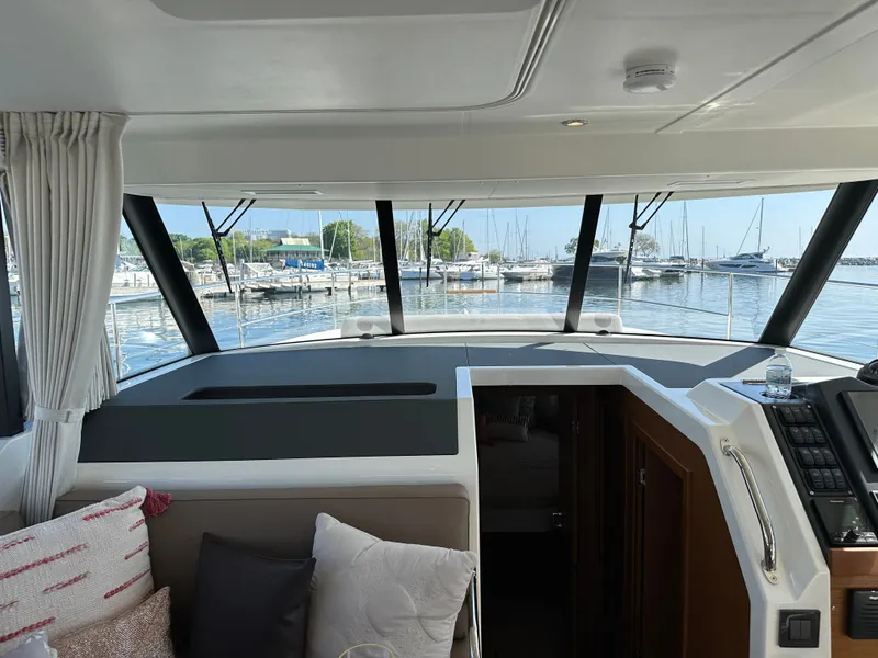 Slide: The Image of Beneteau Swift Trawler 41 Fly 2026 - 59