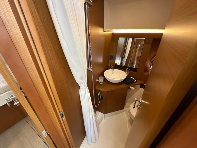 Slide: The Image of Beneteau Swift Trawler 41 Fly 2026 - 70