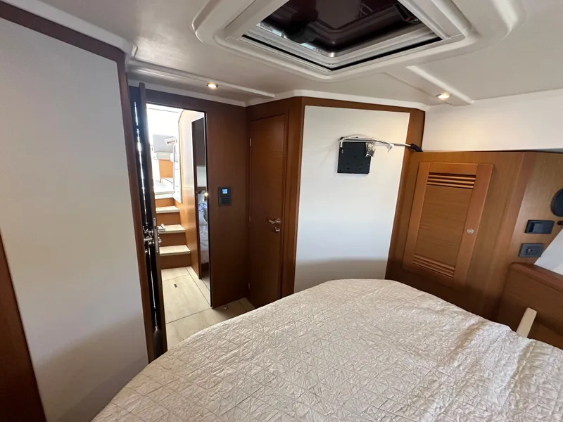 Slide: The Image of Beneteau Swift Trawler 41 Fly 2026 - 78