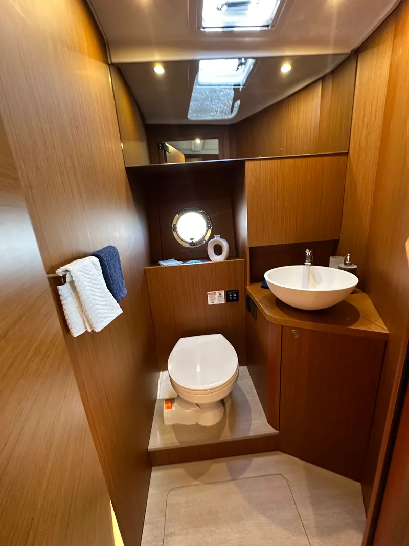 Slide: The Image of Beneteau Swift Trawler 41 Fly 2026 - 79