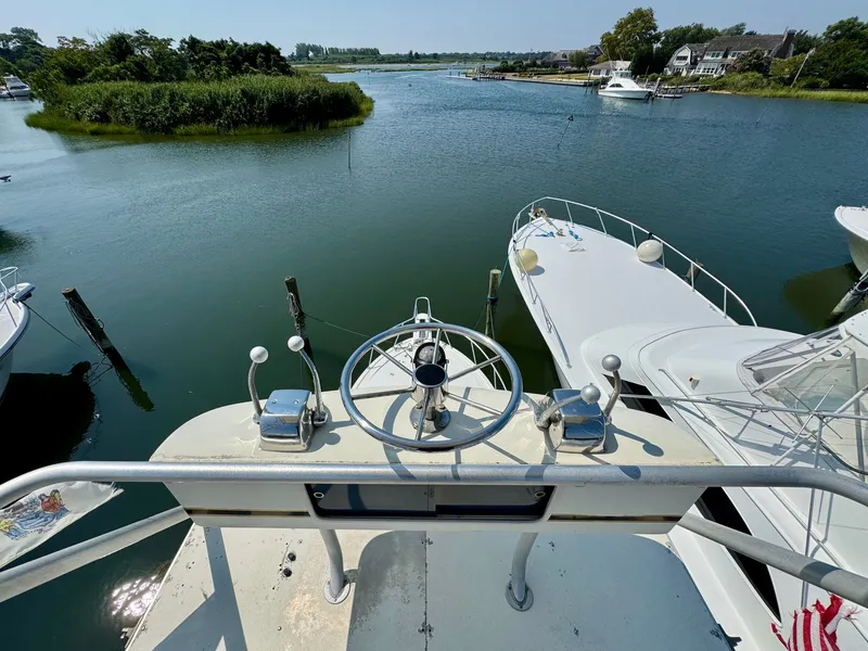 Slide: The Image of Bertram 37 Convertible 1987 - 8