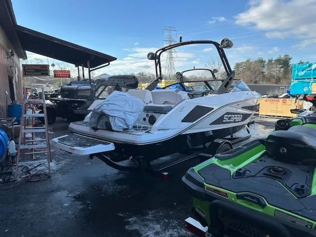 Slide: The Image of Scarab 215 Wake ID 2024 - 4