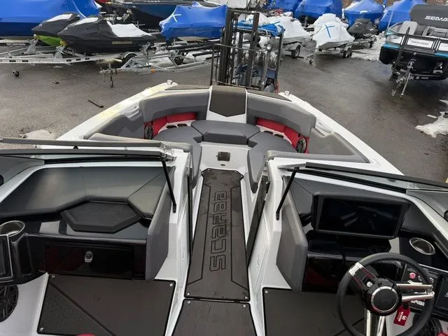 Slide: The Image of Scarab 235 LX Wake 2025 - 18