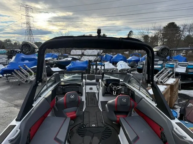 Slide: The Image of Scarab 235 LX Wake 2025 - 24