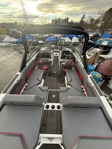 Slide: The Image of Scarab 235 LX Wake 2025 - 25