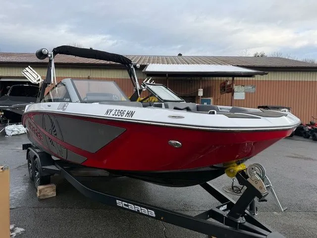 Slide: The Image of Scarab 235 LX Wake 2025 - 4