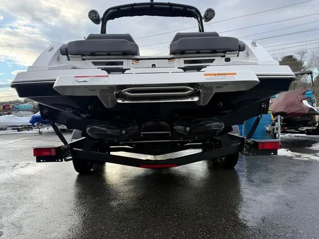 Slide: The Image of Scarab 235 LX Wake 2025 - 9