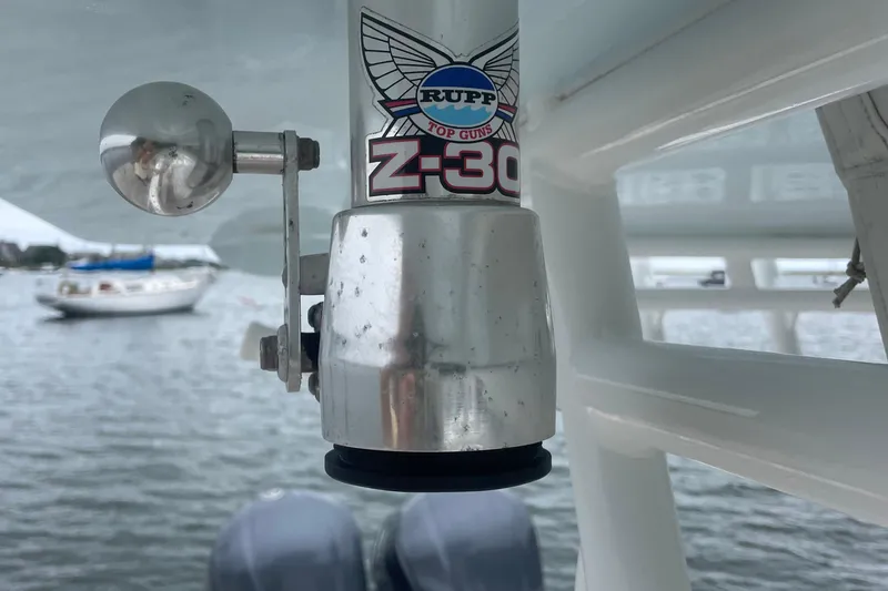 Slide: The Image of Close-up of Rupp Z-30 outrigger on 2016 Buddy Davis 28 Center Console boat. - 22
