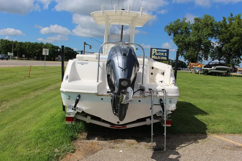 Slide: The Image of 2023 Robalo R222 Center Console boat displayed at Parks Marina. - 24