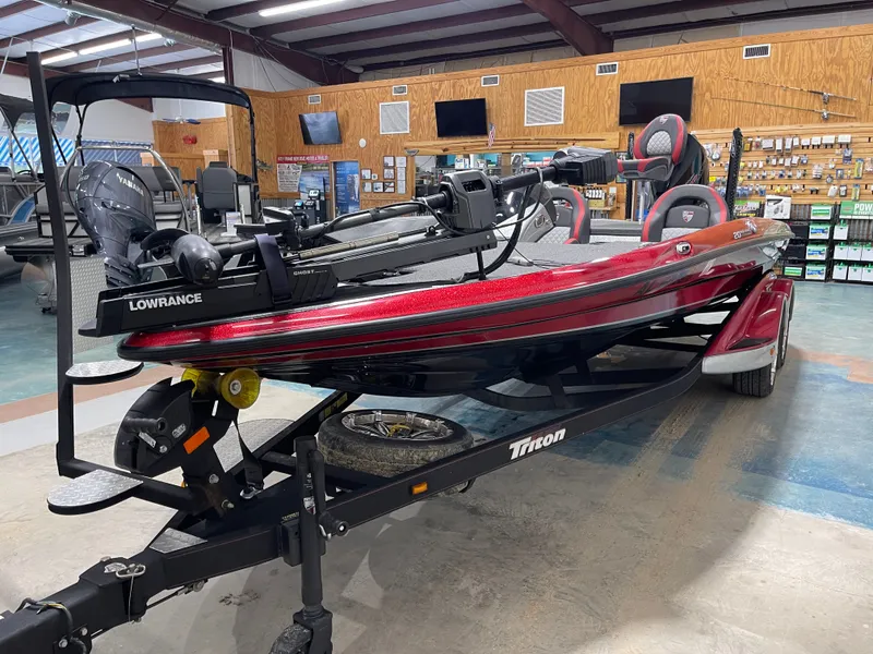 Slide: The Image of Triton 20 TRX Patriot 2022 - 16