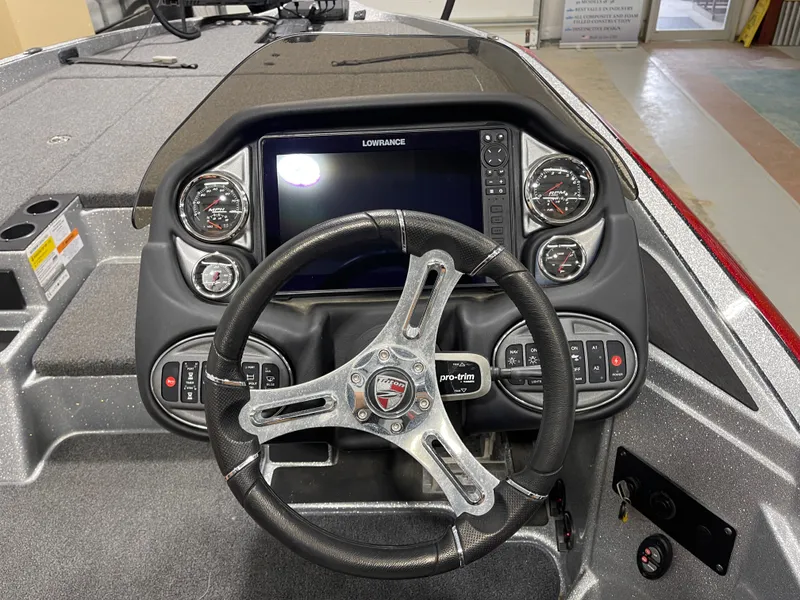 Slide: The Image of Triton 20 TRX Patriot 2022 - 24