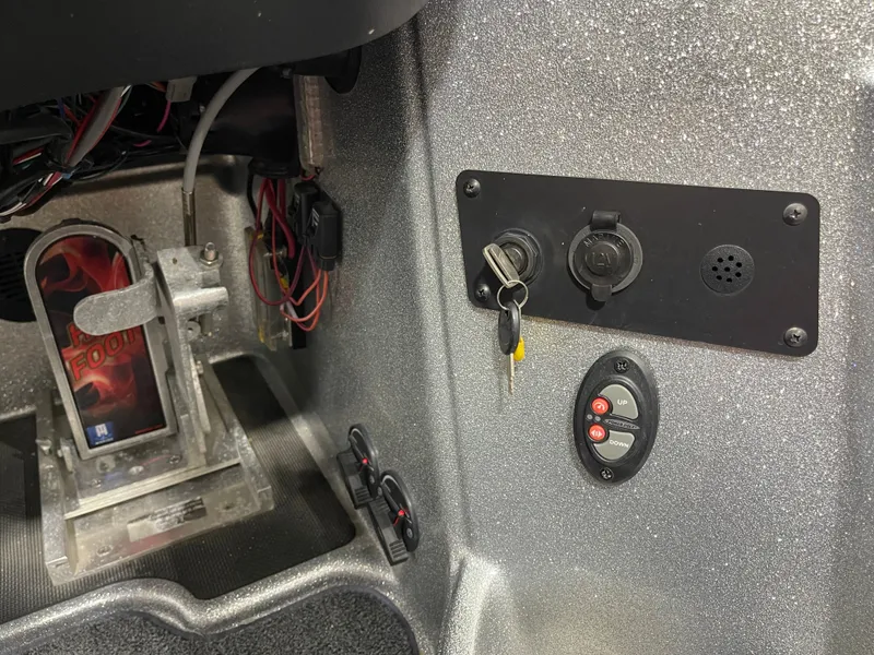 Slide: The Image of Triton 20 TRX Patriot 2022 - 28