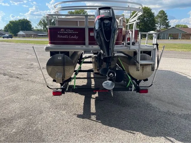 Slide: The Image of Sun Tracker Bass Buggy 18 DLX 2018 - 5