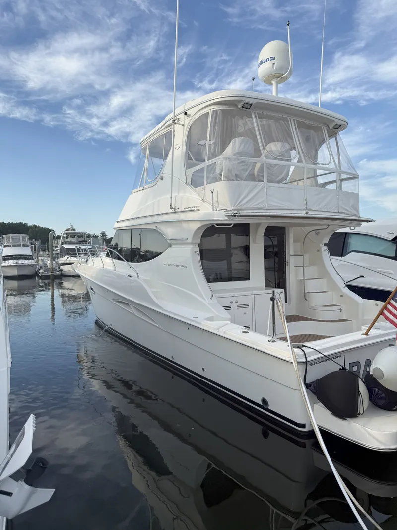 The Image of Silverton 48 Convertible 2004 - 0