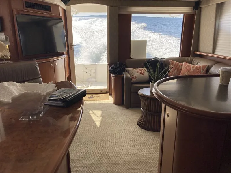 Slide: The Image of Silverton 48 Convertible 2004 - 14