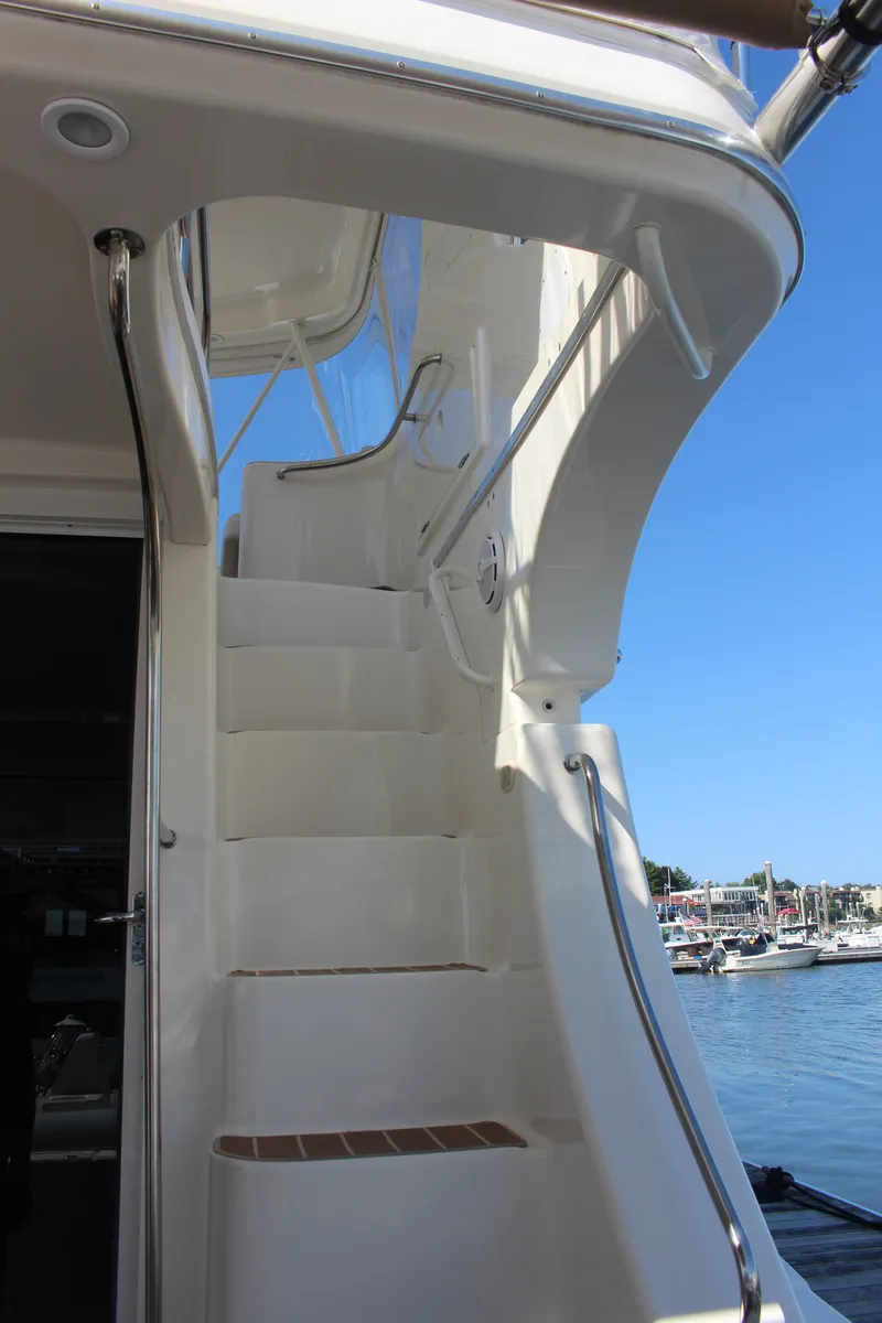 Slide: The Image of Silverton 48 Convertible 2004 - 6