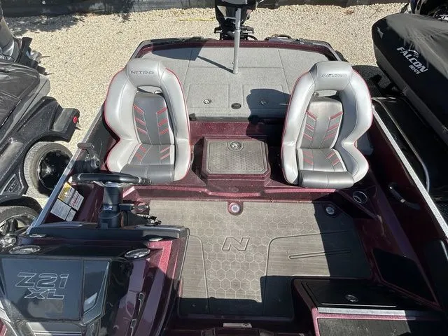 Slide: The Image of Nitro Z21 XL 2022 - 11