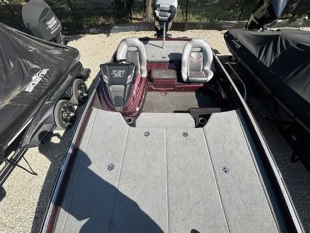 Slide: The Image of Nitro Z21 XL 2022 - 12