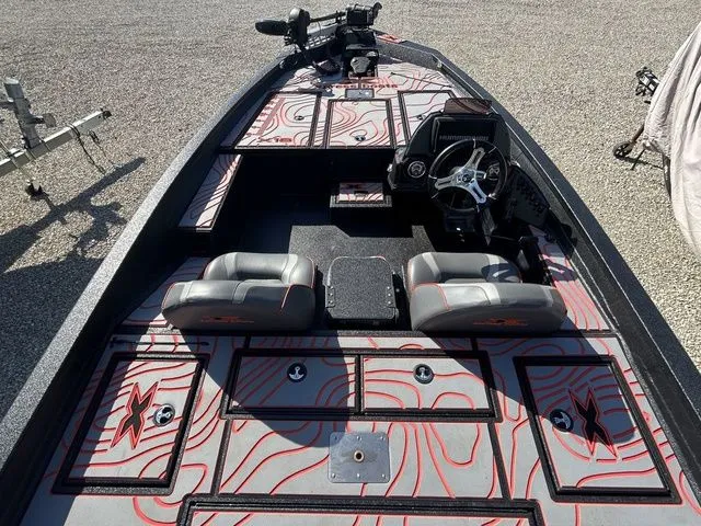 Slide: The Image of Xpress X18 Pro 2021 - 5