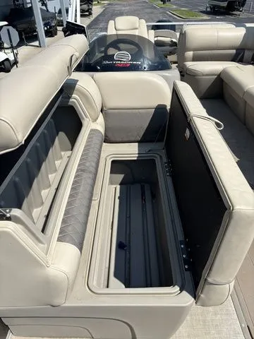 Slide: The Image of Sun Tracker FB 24XP3 / Mercury 200 2021 - 15