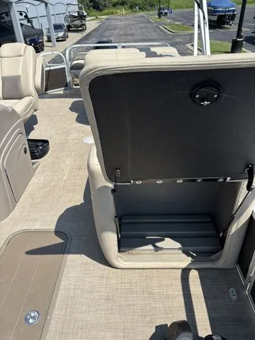 Slide: The Image of Sun Tracker FB 24XP3 / Mercury 200 2021 - 16