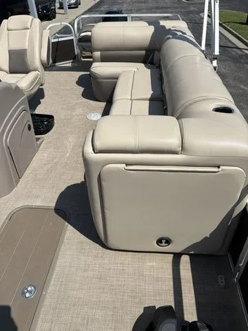 Slide: The Image of Sun Tracker FB 24XP3 / Mercury 200 2021 - 17