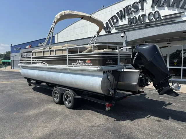 Slide: The Image of Sun Tracker FB 24XP3 / Mercury 200 2021 - 7
