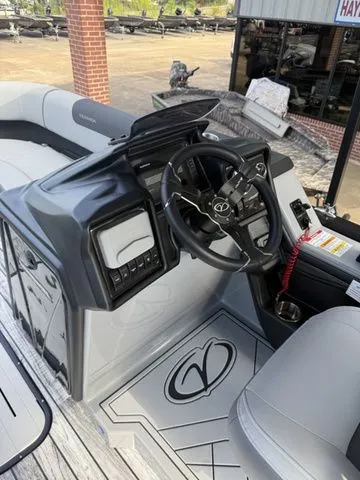 Slide: The Image of Veranda VR22RC XL 2026 - 15