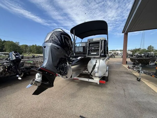 Slide: The Image of Veranda VR22RC XL 2026 - 5