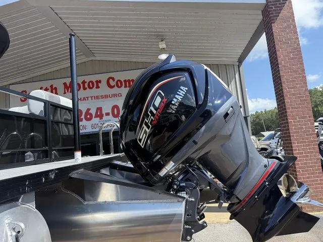 Slide: The Image of Veranda VR22RC XL 2026 - 9