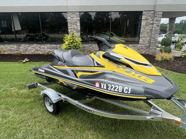 Slide: The Image of Yamaha VX 2016 - 4