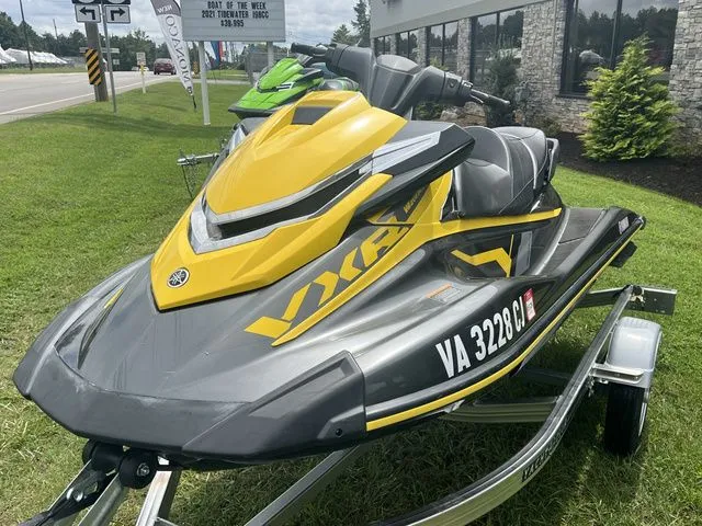 Slide: The Image of Yamaha VX 2016 - 6