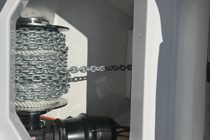 Slide: The Image of Anchor chain and rope mechanism on 2026 Monterey 27 SD Elite boat. - 10