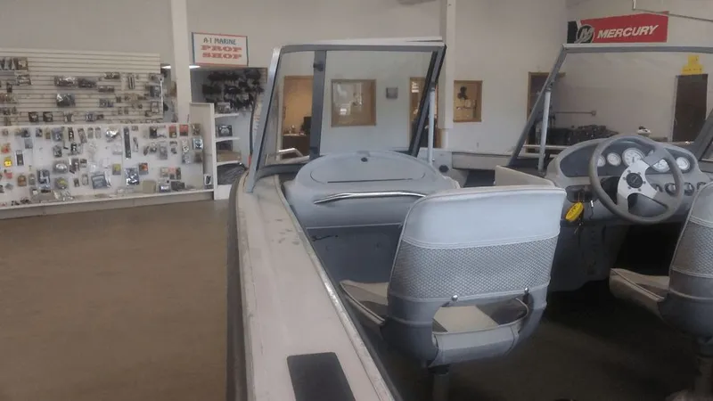 Slide: The Image of Crestliner Sportfish 1650 1995 - 4