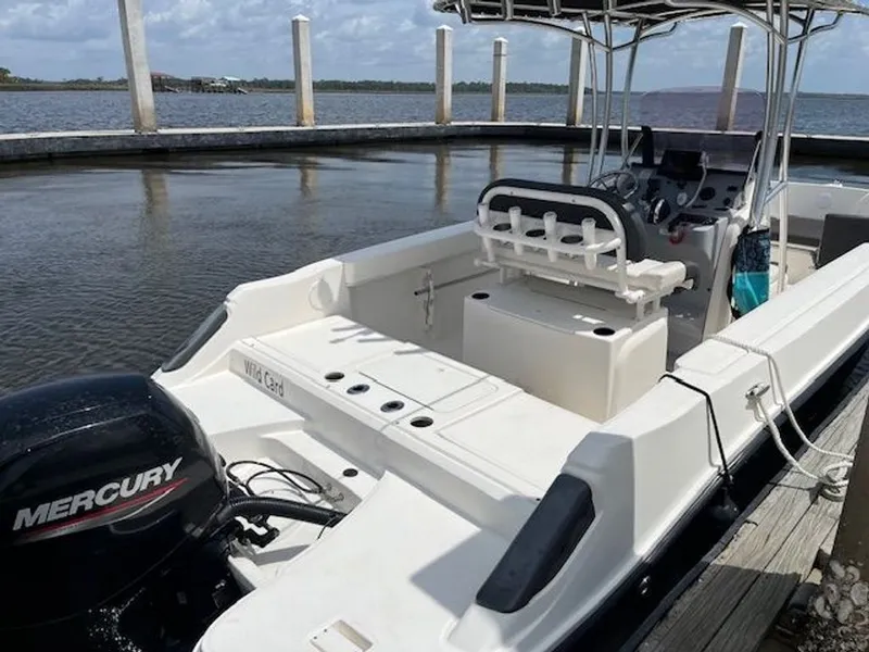 Slide: The Image of Bayliner Trophy CC 22 2022 - 2