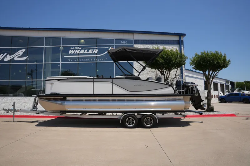 Slide: The Image of Harris Sunliner 230 2026 - 0