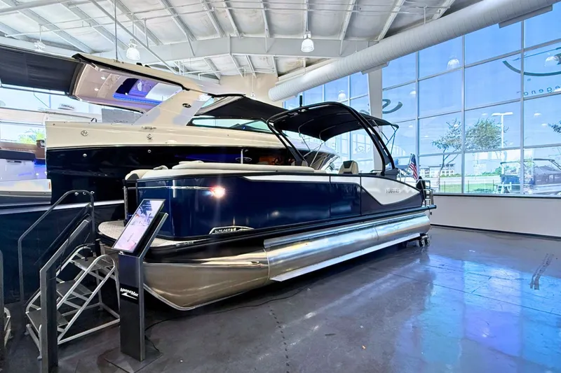 Slide: The Image of Harris Sunliner 230 Sport 2026 - 1