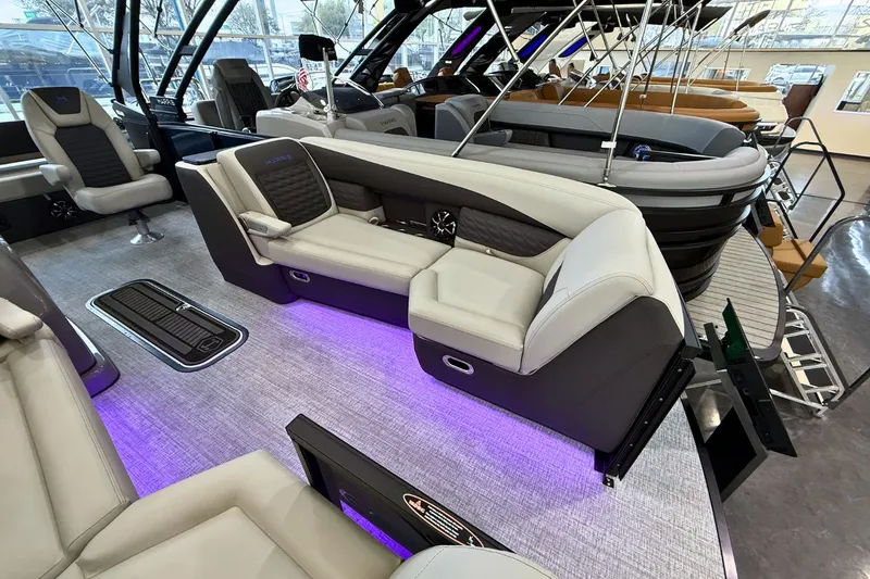 Slide: The Image of Harris Sunliner 230 Sport 2026 - 12
