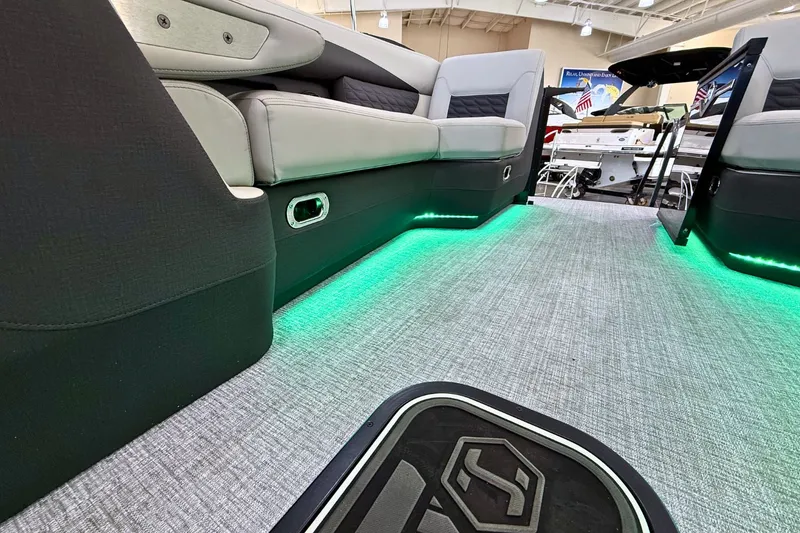 Slide: The Image of Harris Sunliner 230 Sport 2026 - 17