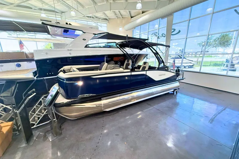 Slide: The Image of Harris Sunliner 230 Sport 2026 - 2