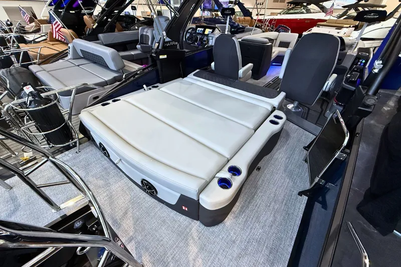 Slide: The Image of Harris Sunliner 230 Sport 2026 - 42