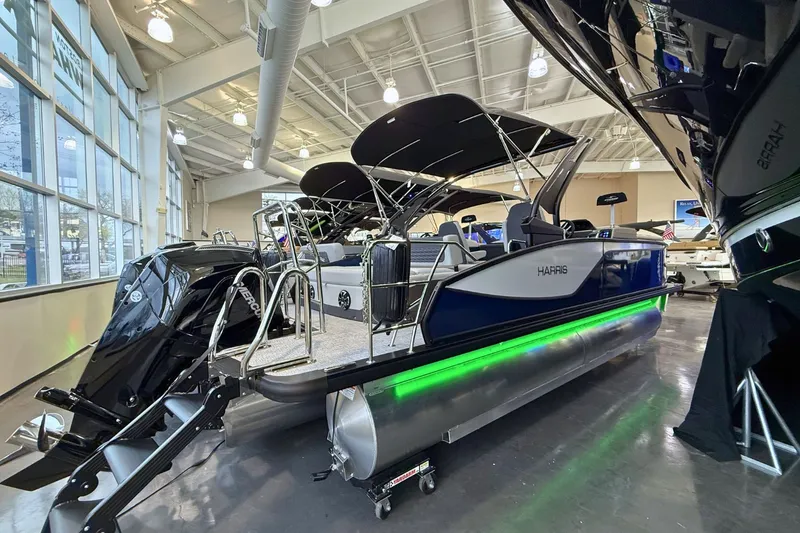 Slide: The Image of Harris Sunliner 230 Sport 2026 - 5