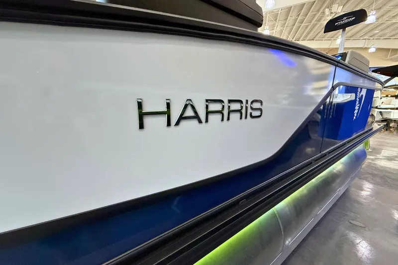 Slide: The Image of Harris Sunliner 230 Sport 2026 - 6