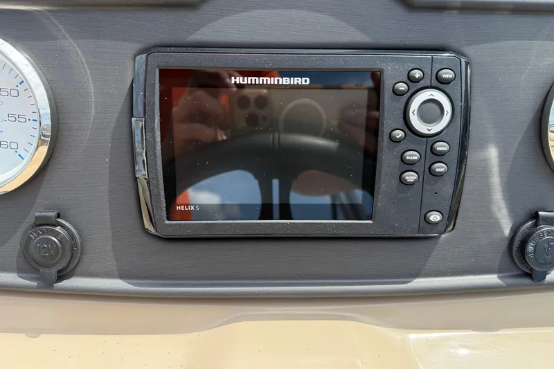 Slide: The Image of Humminbird Helix 5 fish finder on 2026 Bentley Pontoons Fish 220 dashboard. - 13