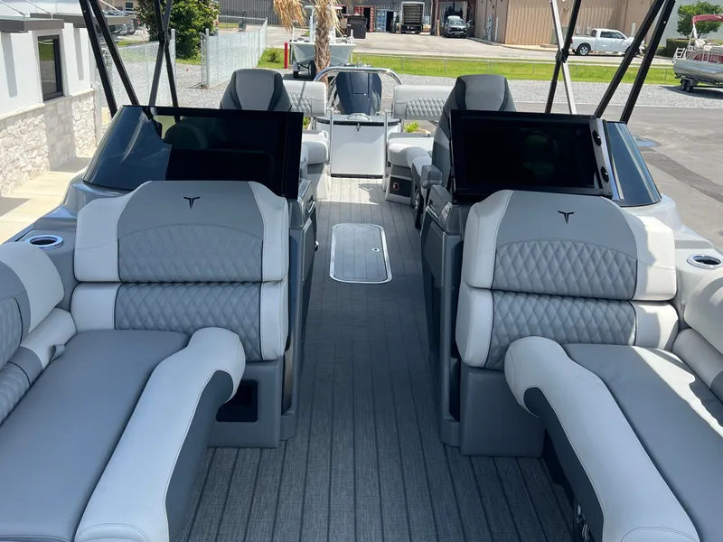 Slide: The Image of Tahoe CAS QLSW 25T 2025 - 7